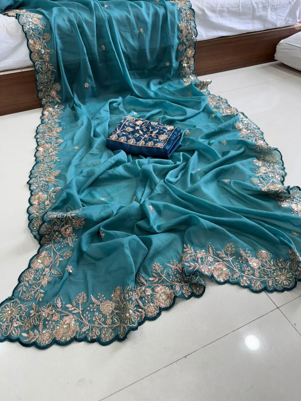 Pure Star Georgette Saree with Cutwork Border