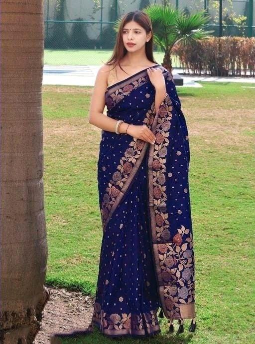 Daisy Jaquard Navy Blue Color Silk Saree