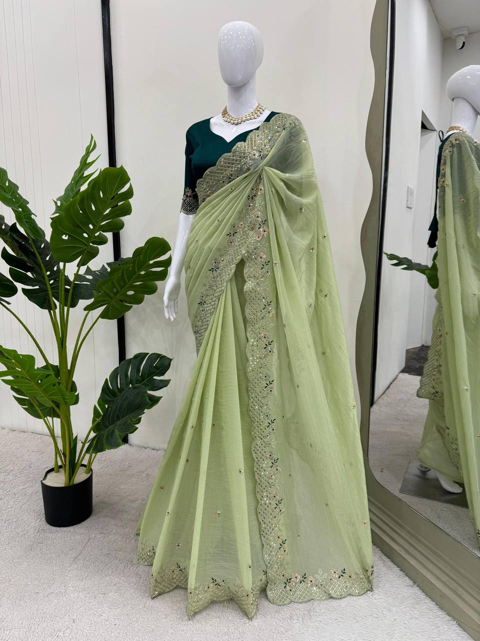 Peaceful Crunchy Silk Perrot Color saree