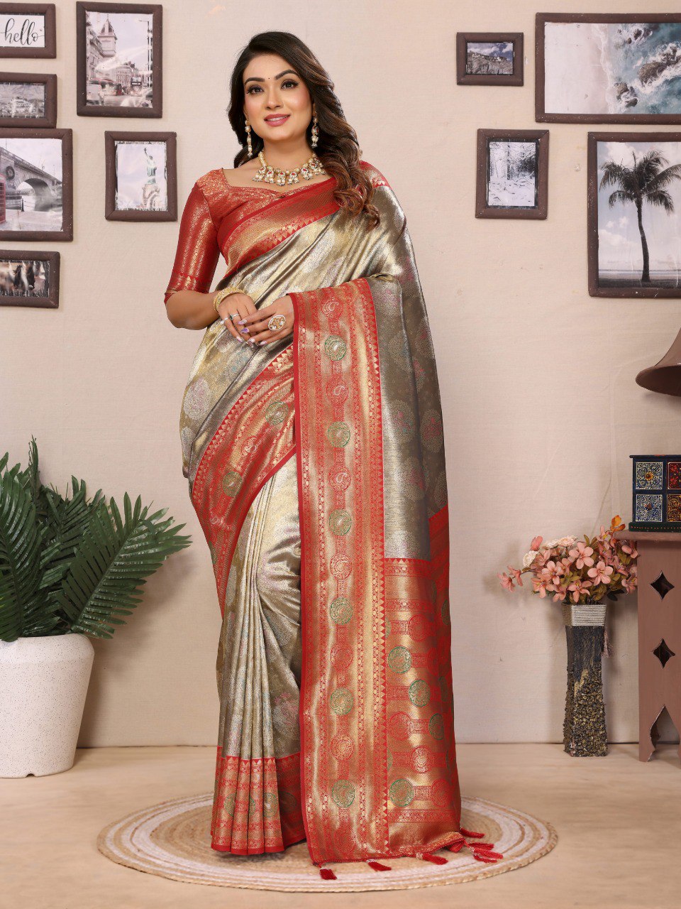 Ravishing Green & Maroon Color Paithani Banarasi Silk Saree