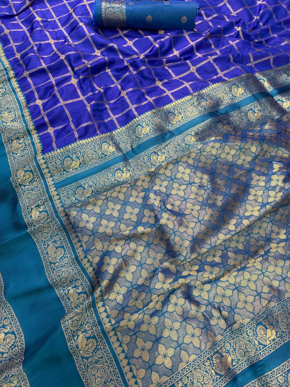 Kanjivaram Soft Silk Blue Saree with Gold Zari Chex Weaving