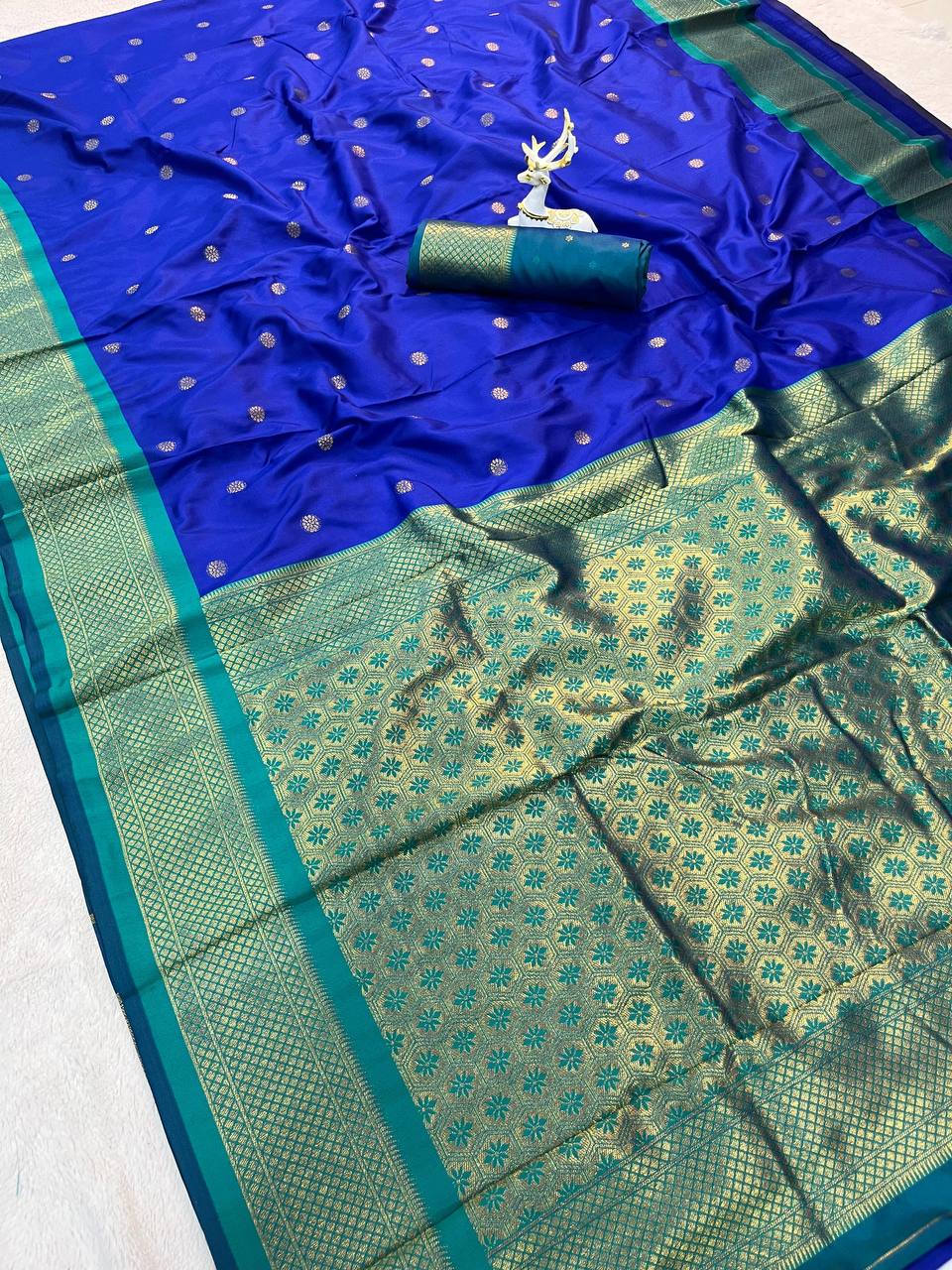Kanjivaram Soft Silk  Gold Zari Weaving Blue Saree